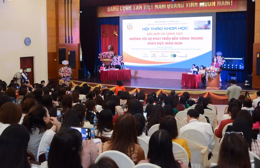 Đổi mới và sáng tạo hướng tới sự phát triển bền vững trong giáo dục mầm non.