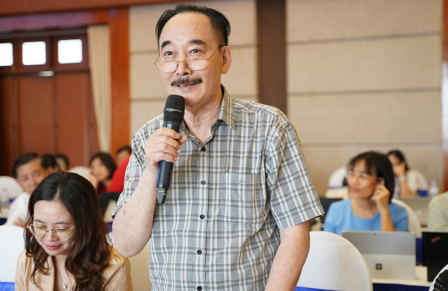 PGS.TS Nguyễn Như Phát góp ý tại tọa đàm. PGS.TS Nguyễn Như Phát góp ý tại tọa đàm.