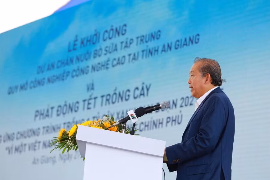 Phó Thủ tướng Thường trực Trương Hòa Bình đánh giá cao những đóng góp nổi bật cho nền nông nghiệp Việt Nam của TH suốt hơn 10 năm qua.