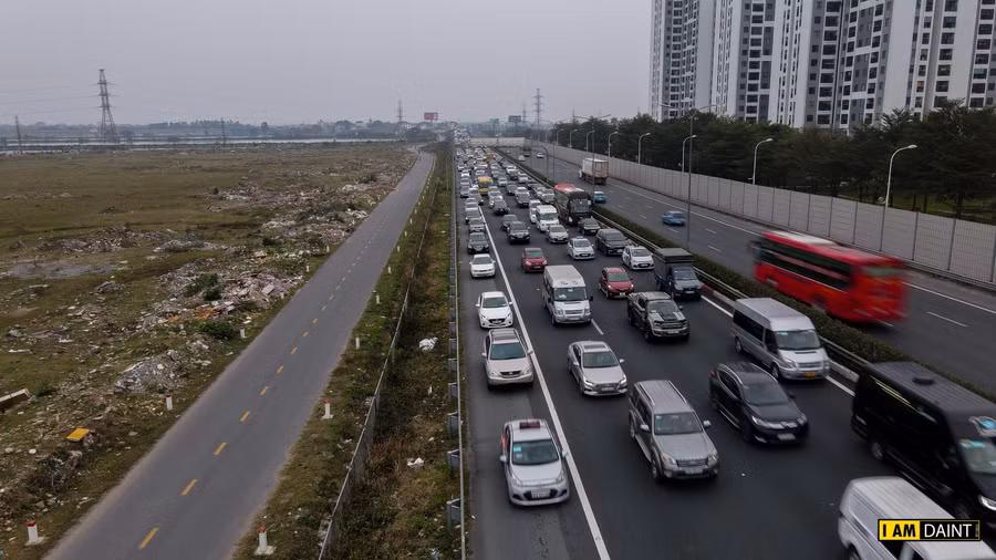 Mùng 4 Tết, cao tốc Pháp Vân- Cầu Giẽ tắc dài hàng km ảnh 5