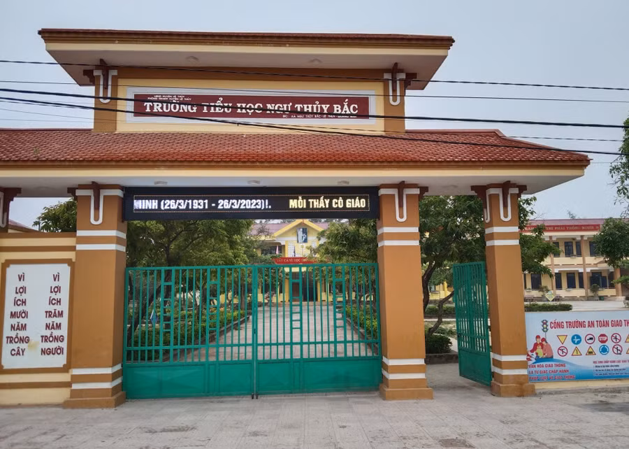 Vụ việc xảy ra tại Trường Tiểu học Ngư Thủy Bắc, huyện Lệ Thủy.
