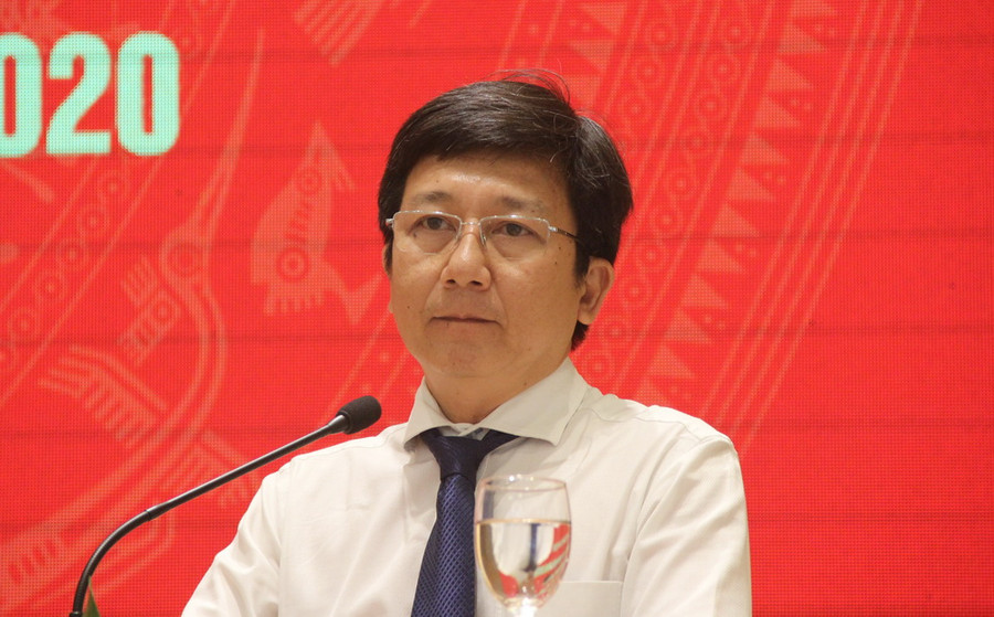 Chủ tịch Công đoàn ĐH Quốc gia Hồ Chí Minh Lâm Tường Thoại phát biểu tham luận tại Tọa đàm Chủ tịch Công đoàn ĐH Quốc gia Hồ Chí Minh Lâm Tường Thoại phát biểu tham luận tại Tọa đàm
