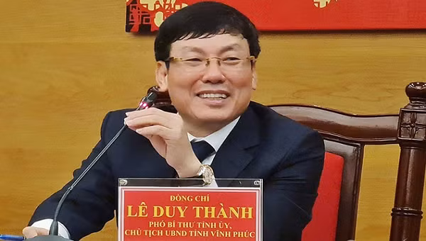 Chủ tịch tỉnh Vĩnh Phúc thuộc trường hợp ‘Xin từ chức’ hoặc ‘Bỏ phiếu tín nhiệm’.