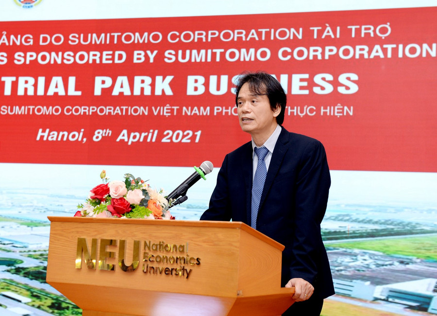 PGS.TS Phạm Hồng Chương – Hiệu trưởng nhà trường phát biểu PGS.TS Phạm Hồng Chương – Hiệu trưởng nhà trường phát biểu