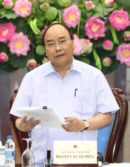 Thủ tướng Nguyễn Xuân Phúc: Đẩy mạnh giải ngân đầu tư công, thúc đẩy giải ngân vốn đầu tư tư nhân, đầu tư FDI để tổng mức đầu tư toàn xã hội đạt 34-35% GDP