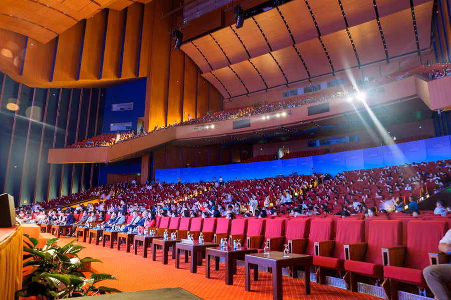 Toàn cảnh buổi lễ.