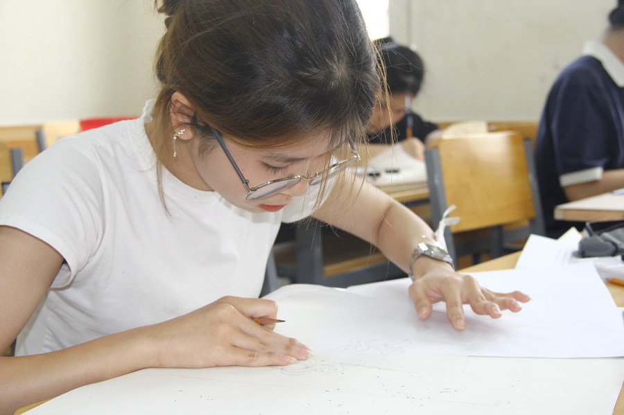 Thí sinh dự vẽ - ngành Sư phạm Âm nhạc.