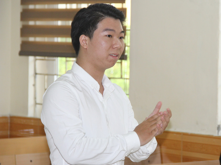 Thí sinh dự thi nội dung Tiết tấu - ngành Sư phạm Âm nhạc.