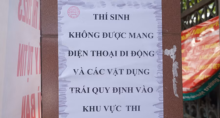 Các điểm thi đều có bảng thông báo nhắc nhở tránh vi phạm quy chế thi.
