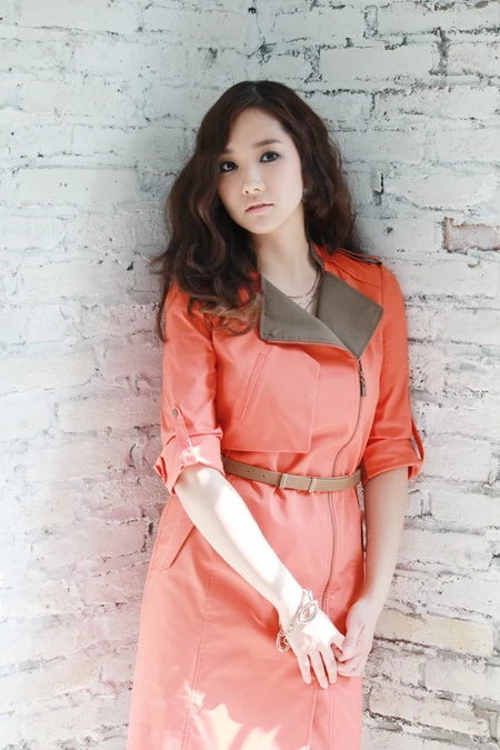 Park Min Young quyến rũ cùng Compagna Thu 2012