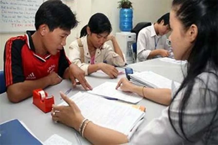 HSSV khó khăn chưa phải đóng học phí ngay khi nhập học