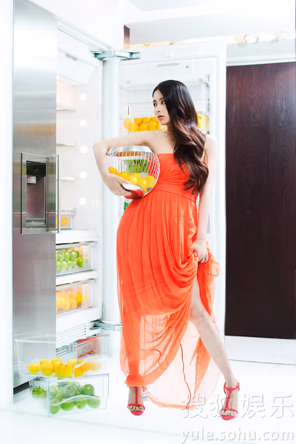 Cô đầu bếp xinh đẹp Dĩnh Nhi ảnh 3