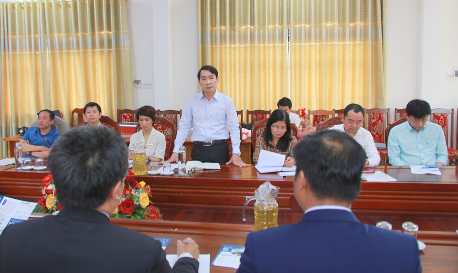 Lãnh đạo Sở GD&ĐT Quảng Trị cho biết, hàng năm đơn vị làm tốt công tác tư vấn tuyển sinh để học sinh có thông tin chọn ngành, nghề phù hợp. Lãnh đạo Sở GD&ĐT Quảng Trị cho biết, hàng năm đơn vị làm tốt công tác tư vấn tuyển sinh để học sinh có thông tin chọn ngành, nghề phù hợp.