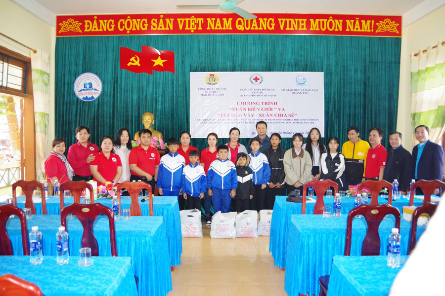 Tổng kinh phí thực hiện chương trình trên 250 triệu đồng. Tổng kinh phí thực hiện chương trình trên 250 triệu đồng.