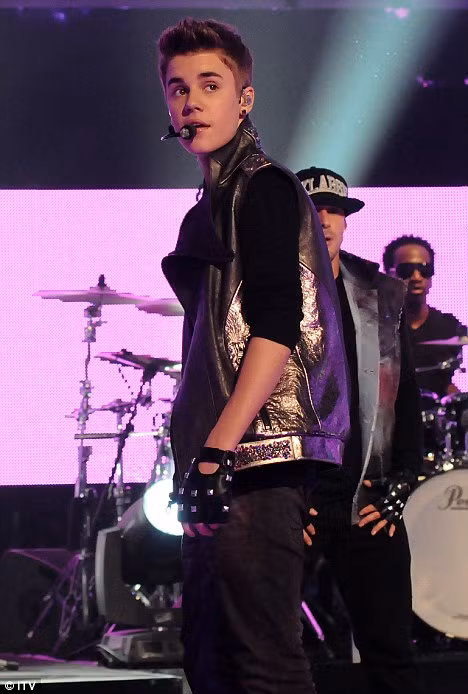 He’s back! Justin Bieber has announced a six date UK tour for next year - but will only play in England Read more: http://www.dailymail.co.uk/tvshowbiz/article-2168024/Justin-Bieber-officially-graduated-high-school.html#ixzz1zYPRwZfP