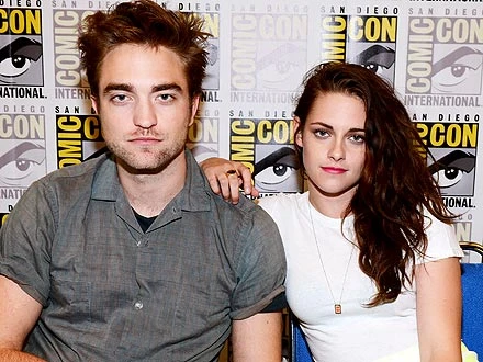 Kristen Stewart hối hận khi phản bội Pattinson