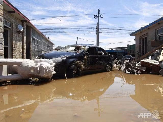 Bắc Kinh: Mưa kỷ lục nhấn chìm 37 người