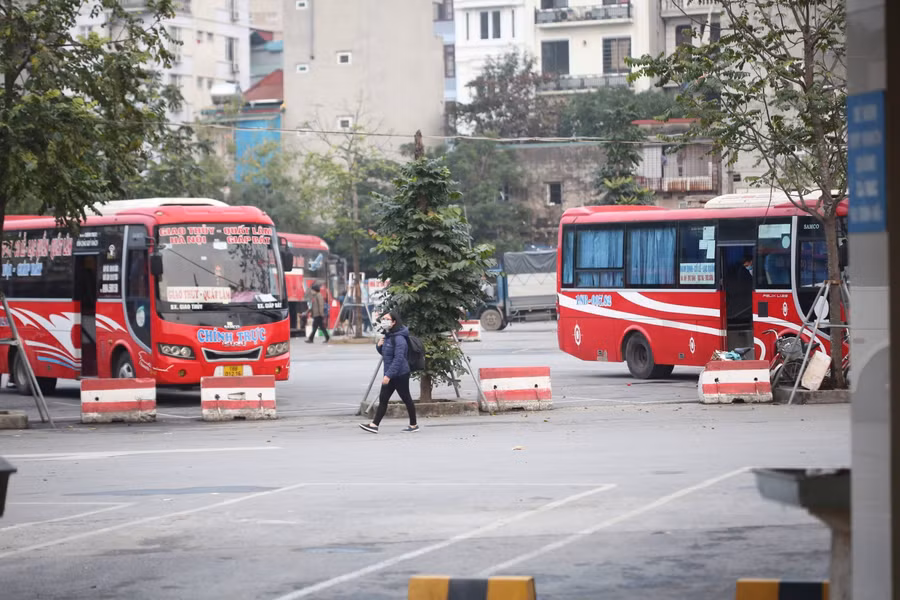 Nhà xe" đói khách" những ngày cận Tết Nguyên Đán ảnh 9