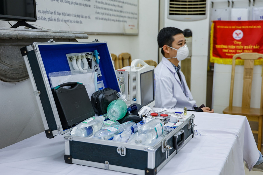 Hà Nội bắt đầu tiêm vắc xin phòng Covid-19 mũi 2 cho học sinh ảnh 7 Hà Nội bắt đầu tiêm vắc xin phòng Covid-19 mũi 2 cho học sinh ảnh 7