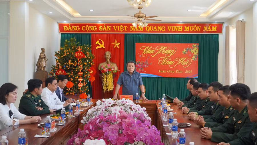 Ông Hà Sỹ Đồng yêu cầu các đơn vị kiểm soát, bảo vệ vững chắc an ninh biên giới.