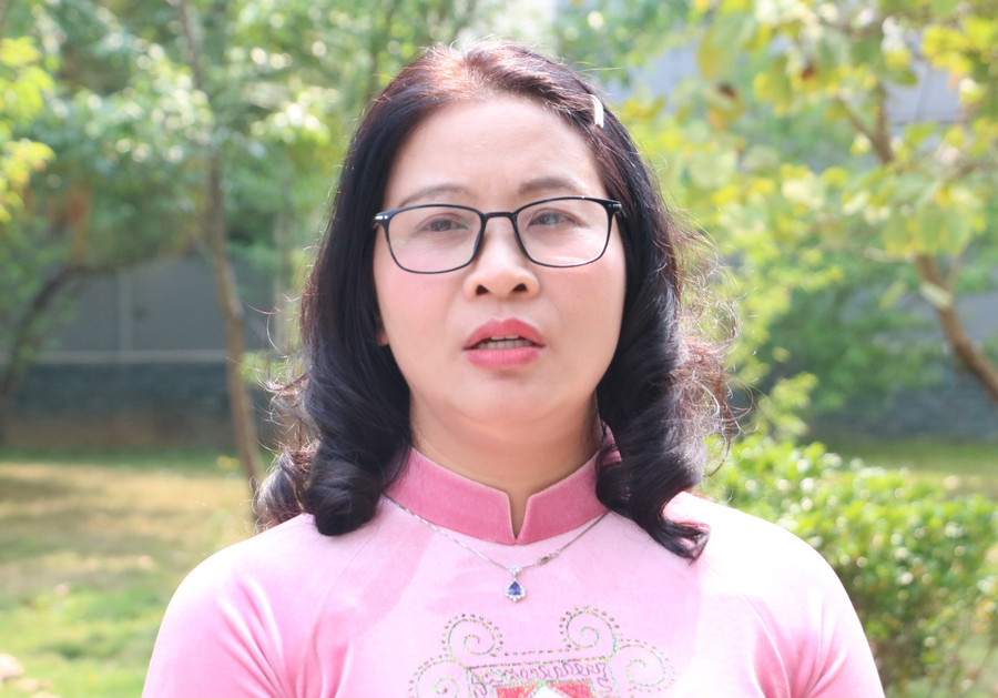 GS.TS.ĐBQH Nguyễn Thị Lan – Giám đốc Học viện Nông nghiệp Việt Nam. GS.TS.ĐBQH Nguyễn Thị Lan – Giám đốc Học viện Nông nghiệp Việt Nam.