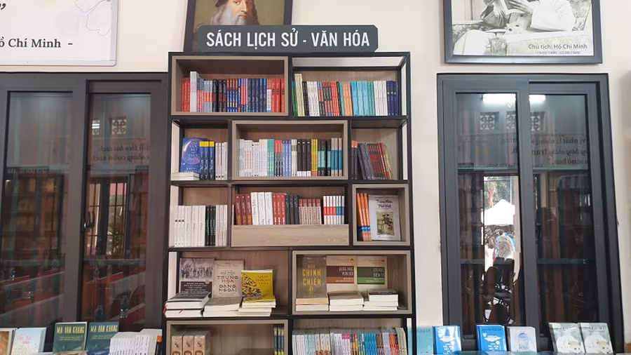 Khánh thành nhà văn hoá, không gian văn hoá đọc cộng đồng với hơn 6.000 đầu sách ảnh 10
