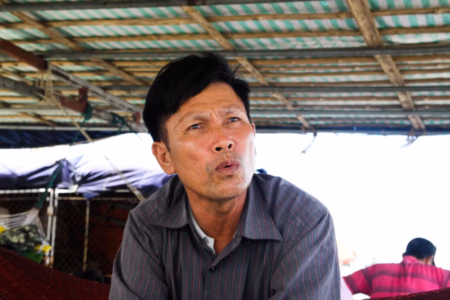 Ông Thái Bá Quảng chia sẻ khó khăn, vất vả của các cơ sở chế biến hải sản khi giá xăng dầu tăng cao.