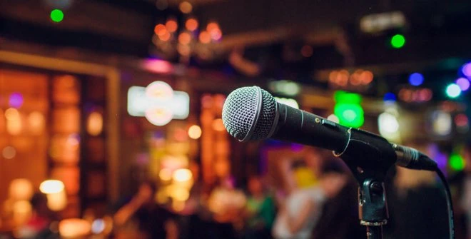 Karaoke là một trong số những hoạt động kinh doanh được ở cửa trở lại tại tỉnh Bắc Giang vào ngày 25/3. Ảnh minh hoạ.