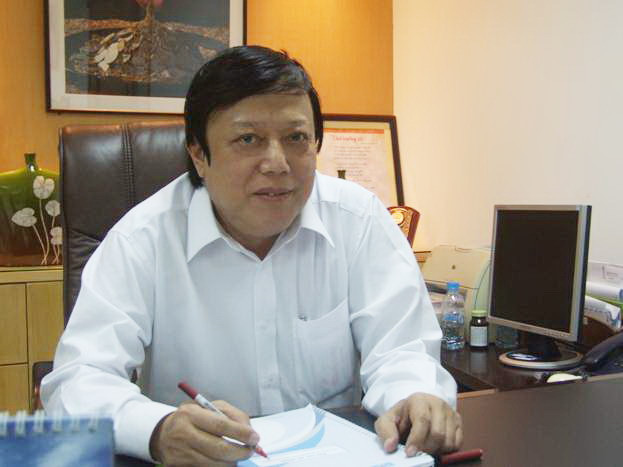  NGƯT Ngô Trần Ái: “Chủ trương của chúng tôi là không để em học sinh nào thiếu SGK, dù là một cuốn, khi tới trường”.