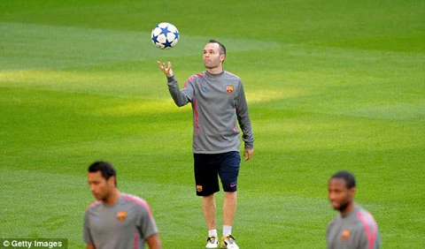 Barca sẽ không có Iniesta trong trận chiến với Real