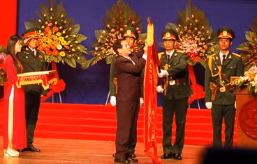 Nhiều hoạt động thiết thực kỷ niệm 36 năm Ngày giải phóng miền Nam, thống nhất đất nước