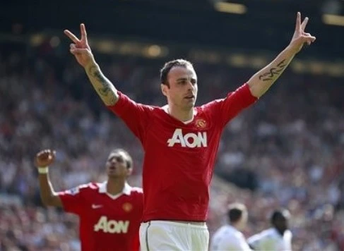 MU sẽ vắng bóng &quot;át chủ bài&quot; Berbatov trong trận gặp Schalke