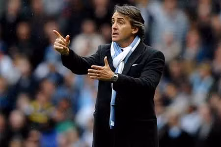 HLV Mancini đánh giá cao người đồng nghiệp Kenny Dalglish