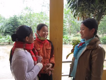 HS trường THCS Pa Thơm