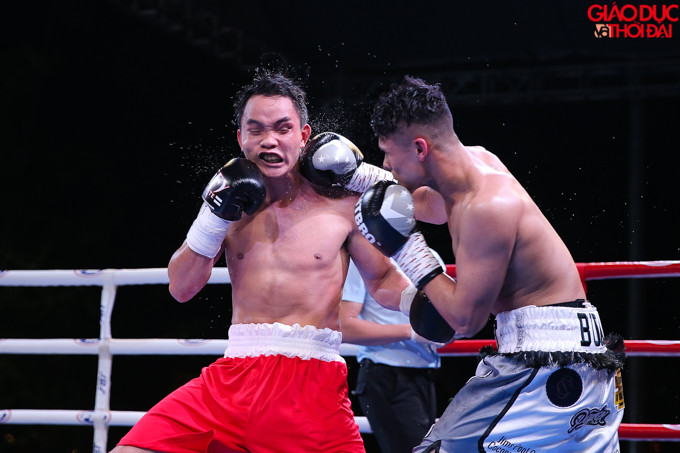 Những trận so găng kịch tính trên võ đài.