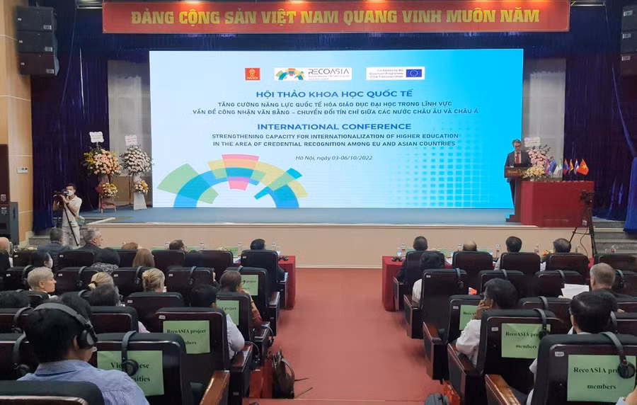 Toàn cảnh hội thảo.