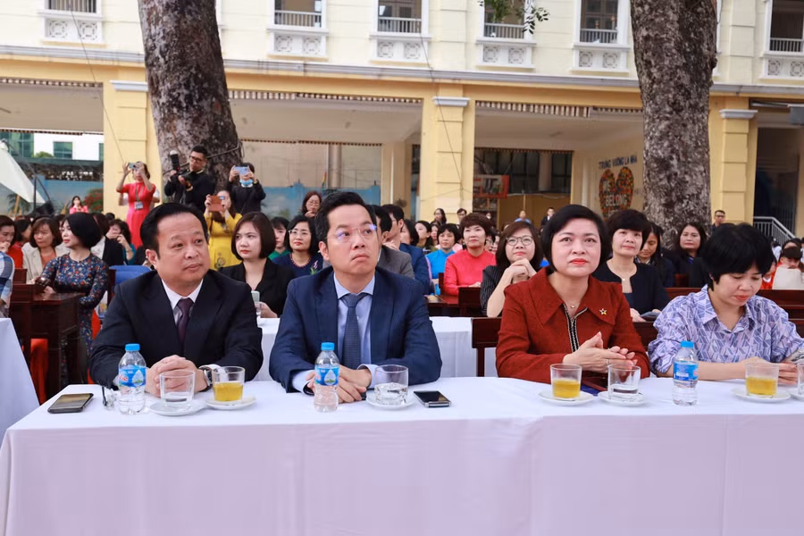 Đại biểu tham dự Festival Tiếng Anh.