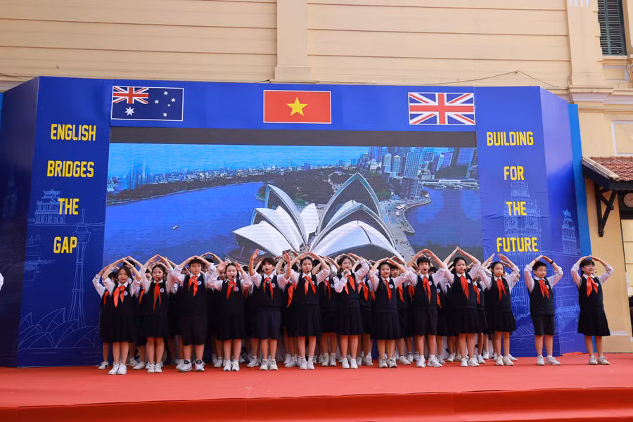 Ban tổ chức đã trao nhiều giải thưởng cho các hoạt động, cuộc thi trong khuôn khổ ngày hội.