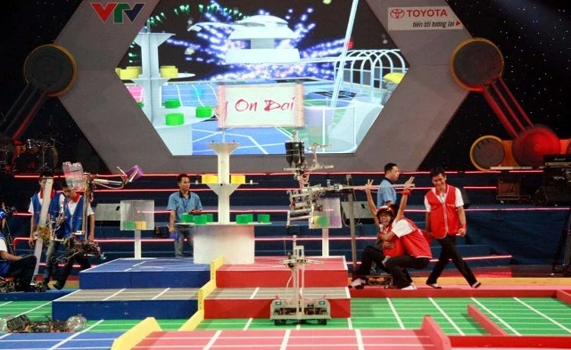 32 đội dự vòng chung kết Robocon 2013