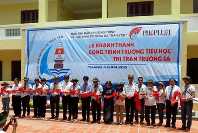 Khánh thành trường Tiểu học Thị trấn Trường Sa