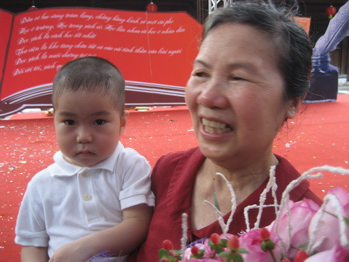 Niềm vui của mẹ Bích Lan khi thấy con gái đã tìm thấy niềm vui trong cuộc sống Niềm vui của mẹ Bích Lan khi thấy con gái đã tìm thấy niềm vui trong cuộc sống