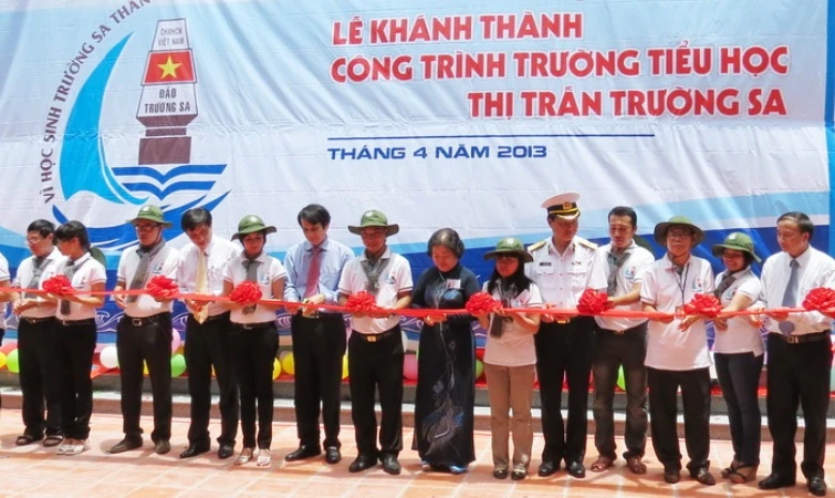 Mít tinh kỉ niệm 38 năm giải phóng quần đảo Trường Sa