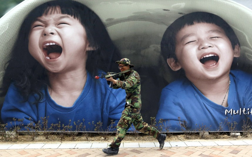 A South Korean soldier during anti-terror drills at the Government Complex in Sejong, south of Seoul, South Korea