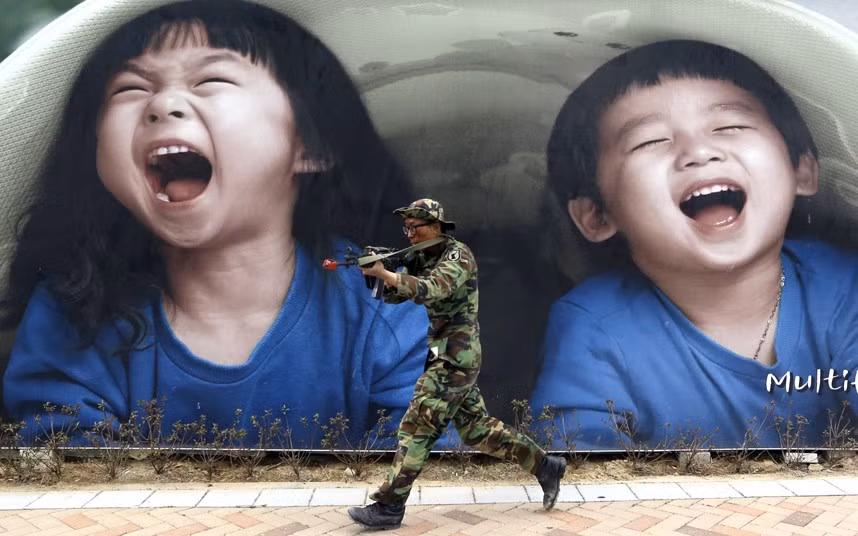 A South Korean soldier during anti-terror drills at the Government Complex in Sejong, south of Seoul, South Korea