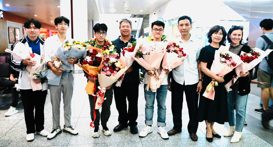 Đoàn Việt Nam tham gia cuộc thi và vinh dự đạt giải cao quý Đoàn Việt Nam tham gia cuộc thi và vinh dự đạt giải cao quý