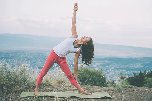 Lợi ích của tập yoga trong điều trị chứng đau khớp