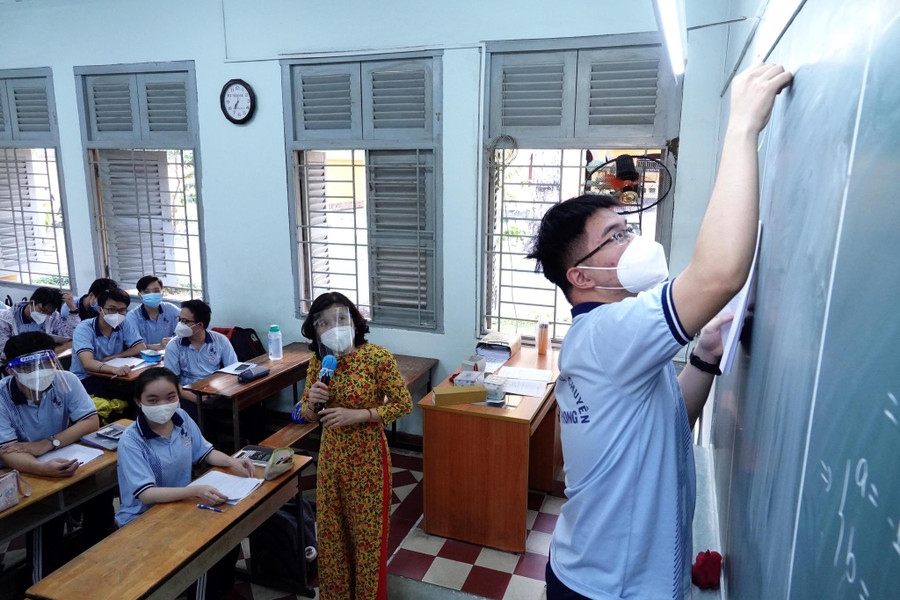 Học sinh Trường THPT Chuyên Lê Hồng Phong (TP.HCM). Ảnh minh họa/INT