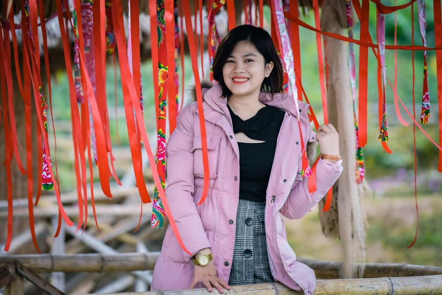 Cùng với đó là những dải lụa hồng để cầu chúc sự tốt lành cho một năm mới.