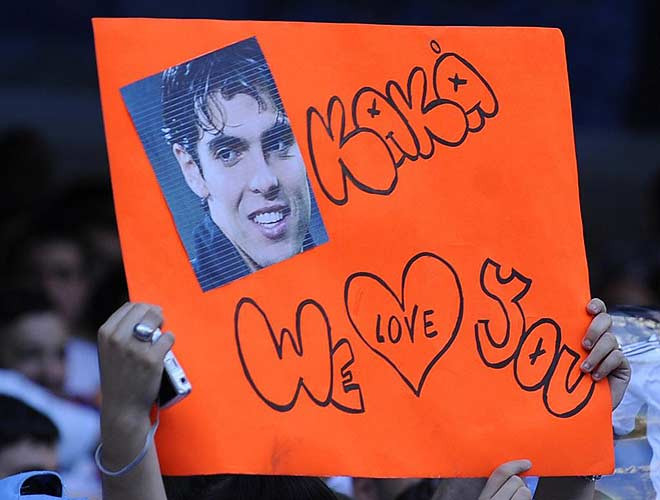 Kaka - Chúng tôi yêu bạn!