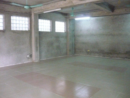 Tuy nhiên, những căn phòng chưa được hoàn thiện cũng là lý do làm ngại lòng các sĩ tử và người nhà